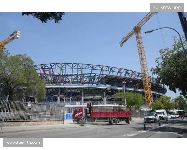 西甲联盟检查克鲁伊夫体育场VAR设备 确保技术故障不再发生